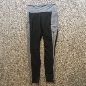Fabletics High Waisted Leggings w/ Pockets